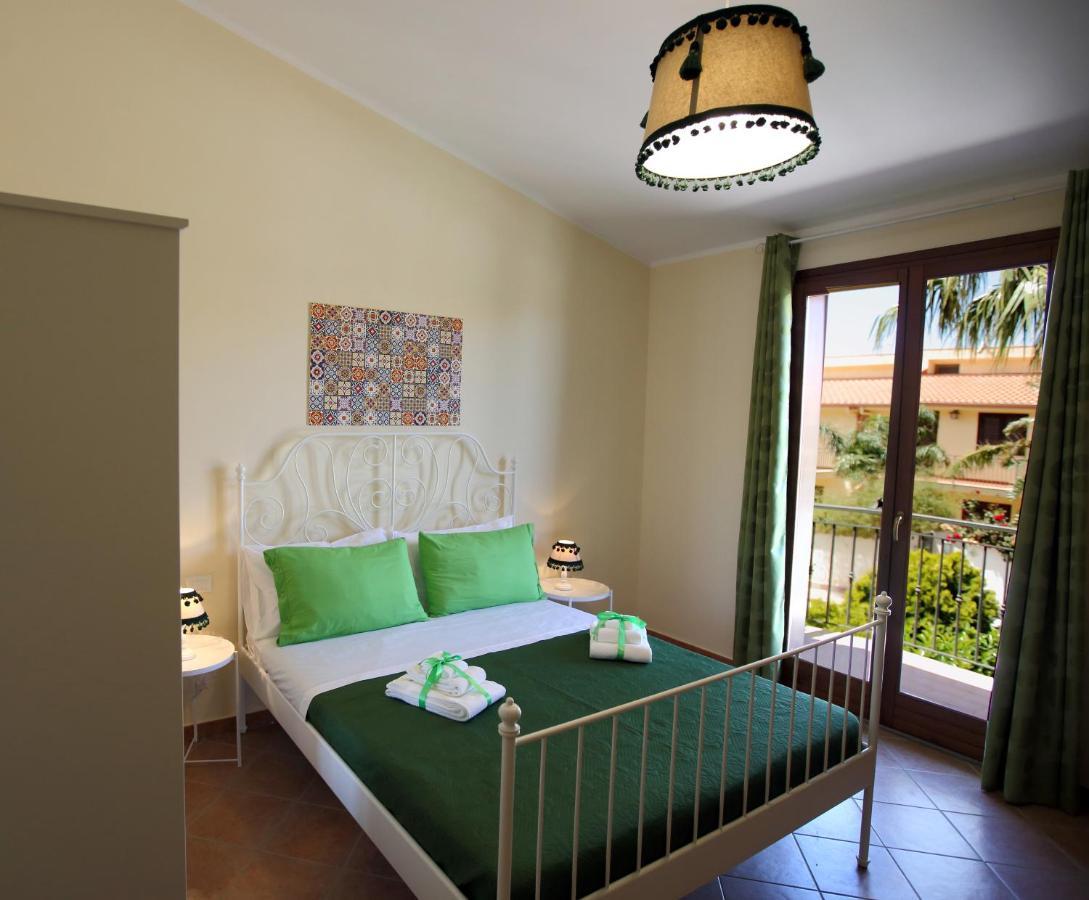 Bed and Breakfast Ciuri Ri Zagara Чинізі Екстер'єр фото