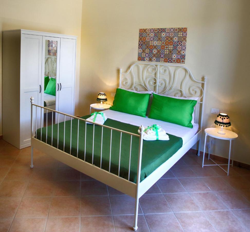 Bed and Breakfast Ciuri Ri Zagara Чинізі Екстер'єр фото